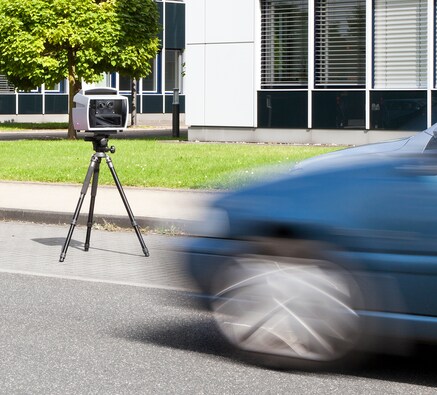 Mobile speed camera for speed enforcement